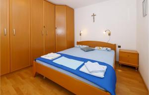 Nice Apartment In Brela With House Sea View