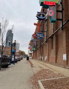 Downtown Central Edmonton Entire Unit Condo Non Smoking