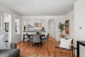 Shoreline Suite 15 . Shoreline Suite 15