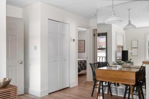 The Nest Condo 12-Renovated Bathroom in 2025!