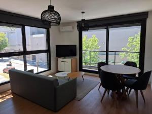 Terracota - Comodo y luminoso frente a Shopping