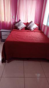 Beautiful House, Luxury Beds, pool & Jacuzzi