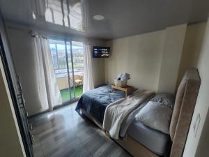 Acogedor apartamento ceca a universidades y C C