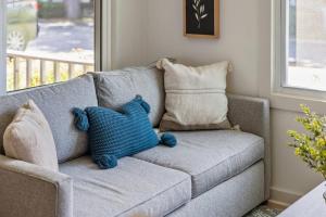 Waters Edge Condo 9 - Renovated Bathroom in 2025!