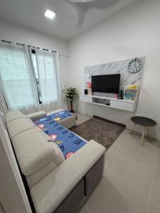 JJJ Homestay-SK One Garden City Residence