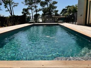 Architect House Facing The Arcachon Basin