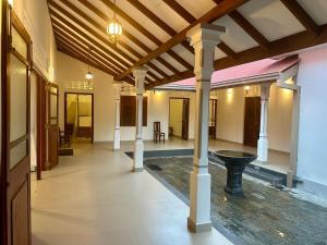 Chatsworth Hill Villa - 7 bedroom Villa in Galle