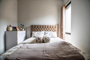 Rumah Rojana - 3 kamar tidur dengan fasilitas lengkap & kolam renang