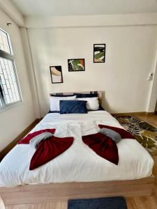 Entired townhome 2 BR Near Taopoon MRT 1min by walk