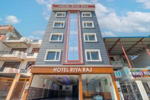 Hotel Riya Raj - Luxury Stay