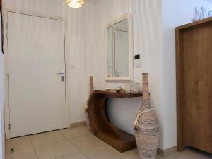 Appart 2 chambres - 50 m de la mer - parking