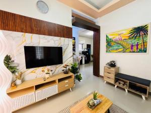 Bloomstone - 2BR Family Suite in Gensan