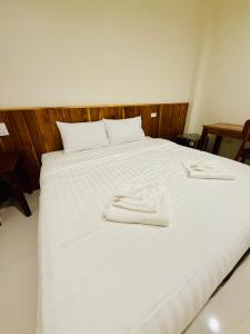 โรงแรมพรมสวานา Promsawana hotel