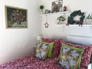 Cozy Apartment Prague Airport- 5 minute drive from AirPort
