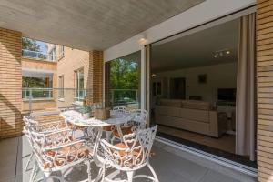 Spacious apartment close to the marina 3BR