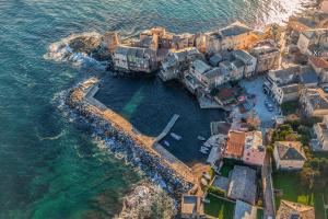 Casa Erbalunga Au cœur du village proche du port et de la plage