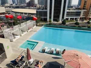 MAG 318 Premium Studio, walking to Dubai Mall