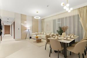 FIRST CLASS 3BR Luxury Living at Creek Beach