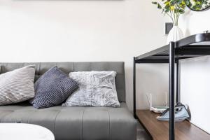 CityView Cozy Condo in Cebu 25 mins to Airport