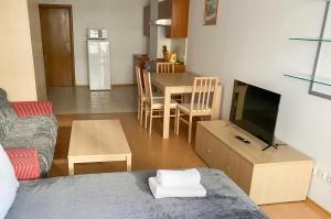 Private Studio 500m from Gondola