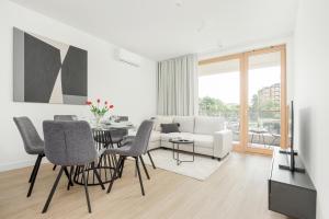 City Apartments Domaniewska with Parking Mokotów by Renters Prestige