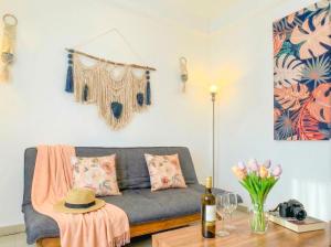 Romantic Beach Escape 15 Minute Walk to Playa 38, 72 & 88 Rooftop Pool Patio & Fast WiFi 2B