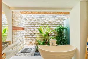 Sukhira - 4Bedroom Villa Private Pool in Kerobokan