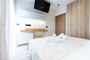 Petralona 2BD by Lumen Living