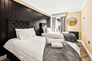 Outstanding 2BD Apt - Ferry Terminal & Free Parking