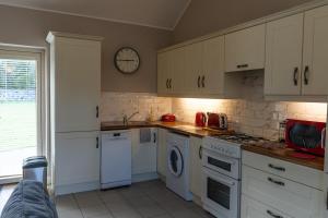 Alensgrove Cottages #11 - One-Bedroom Cottage