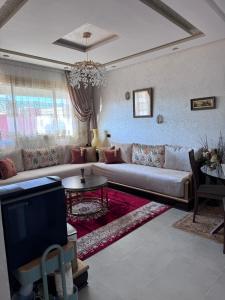 Elegance An exquisite apartment in a beautiful neighborhood