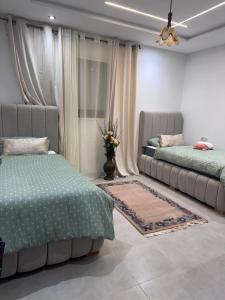 Elegance An exquisite apartment in a beautiful neighborhood