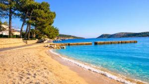 RS apartment 2 Rab by Villas Guide