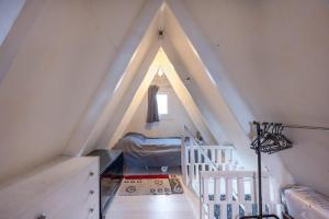 Cosy Coastal Home with Private Garden