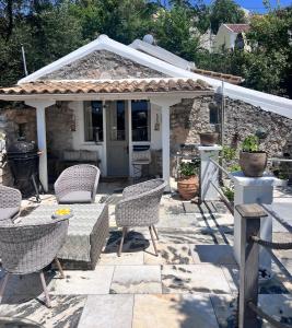 Fig Cottage, a pretty 200 year-old stone retreat