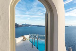 Elite Luxury Suites Santorini Greece