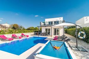 Villa Rosmarino by Kompas Villas