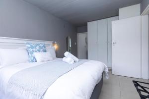 14 Madison Palms East