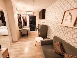 Comfy Plum West Gate Condo 1 BR