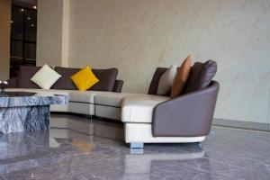 A One Oasis River View Hotel