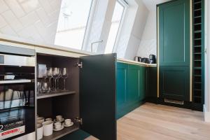 Blueground Chelsea balcony nr Harbour LON-612