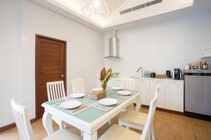 Alisea Pool Villa Aonang