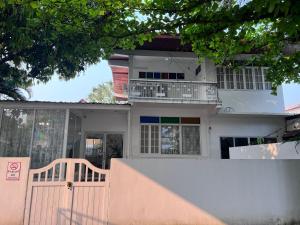 Center of Chiang Mai Old City,5 bedrooms house,Convenient