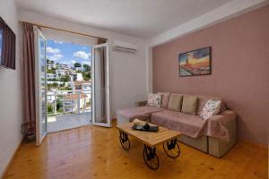 Dinas Apartment Alonissos - Nefeli Summer Haven