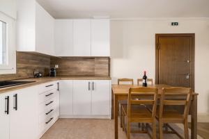 Mamas Horizon Villa by Booking Kottas