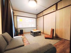 Route99 Yumoto 箱根湯本駅近山沿い川沿い 箱根湯本徒歩8分WIFI 大人気ゲーム機無料 最大6名 無料駐車場
