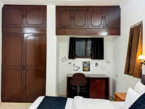 Nivera Stays 4BR Luxury Private Home near Airport, South Delhi