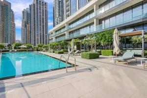 FIRST CLASS 2BR Steps to Burj & Dubai Mall