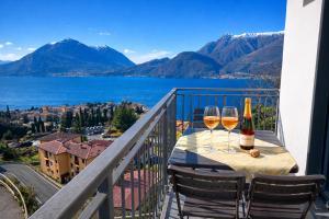 Lake Dream 2 Lake View of COMO