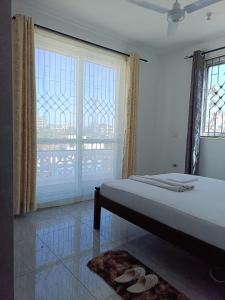 Greyline luxury Bamburi